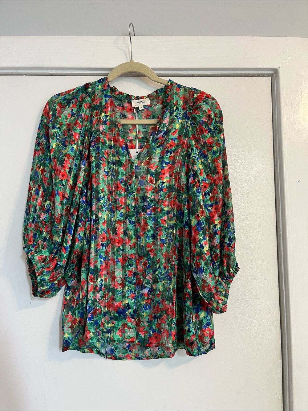 Grace & Mila V Neck Floral Blouse puff sleeve Plisse green red small